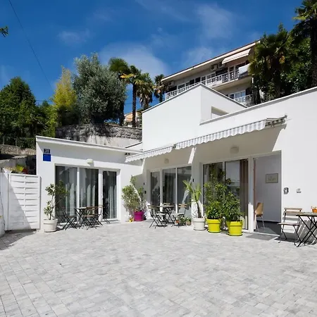 Petit Val Opatija